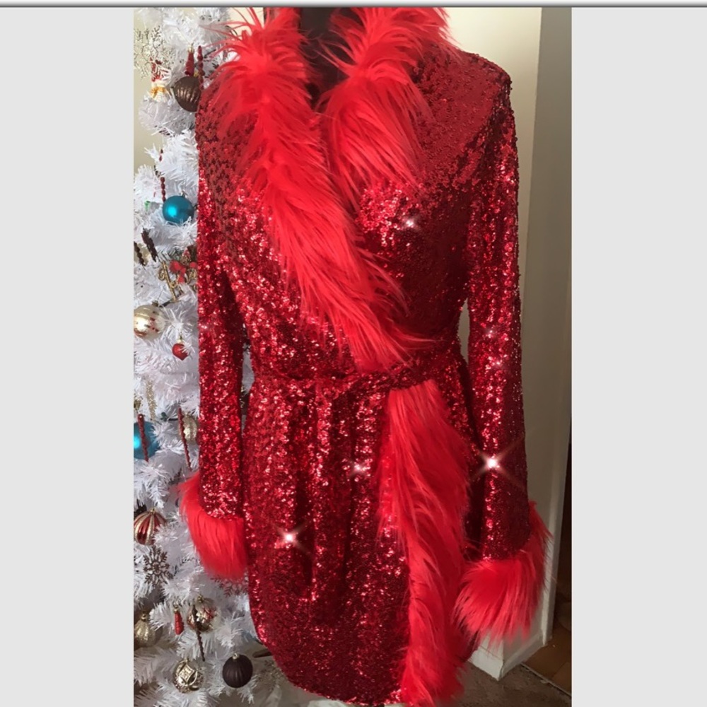 Sequin and fur Robe